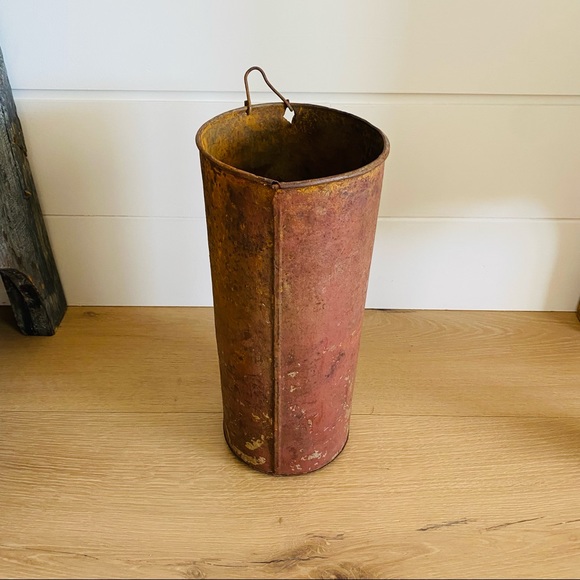 ♥️ Antique ♥️ Old Primitive Metal Salmon Pink Floral Stand Flower Holder - Picture 6 of 8